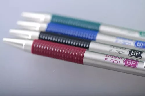 Golyóstoll ZEBRA F-301 - fekete markolat