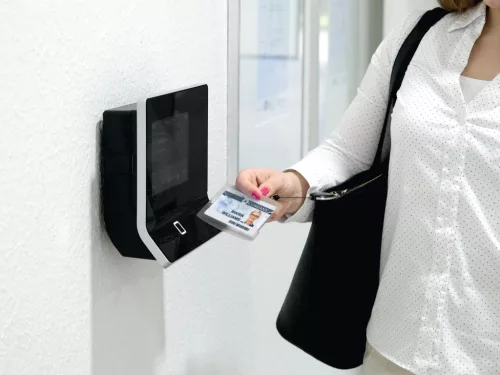 Biztonságikártya tartó reXycle® 2 kártyához (8952-19) (10db)
